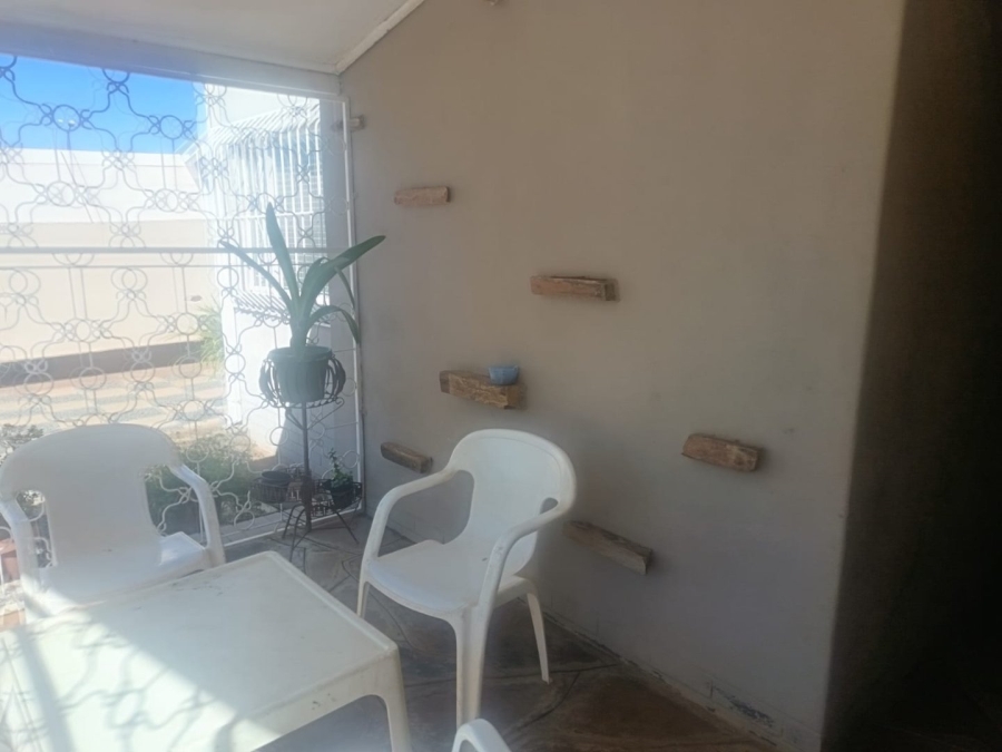 4 Bedroom Property for Sale in Beaconsfield Northern Cape